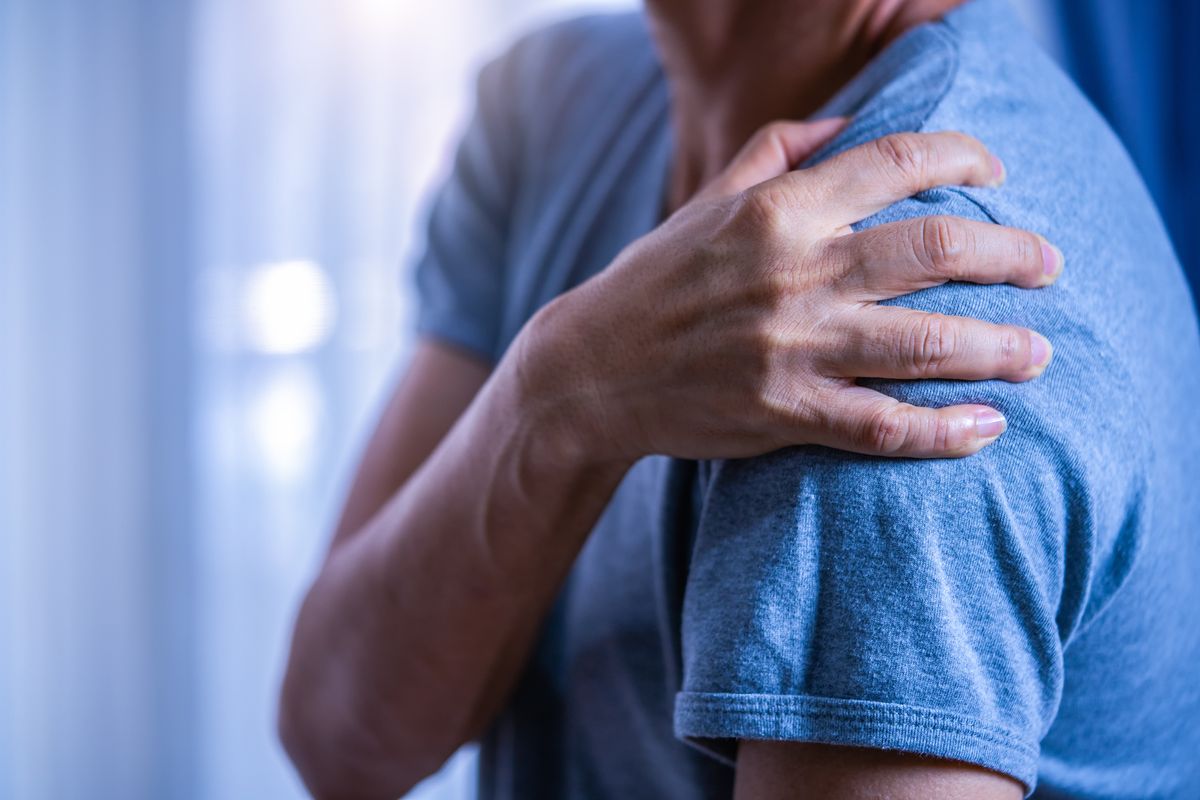 Relieve Muscle Aches at Home Safely